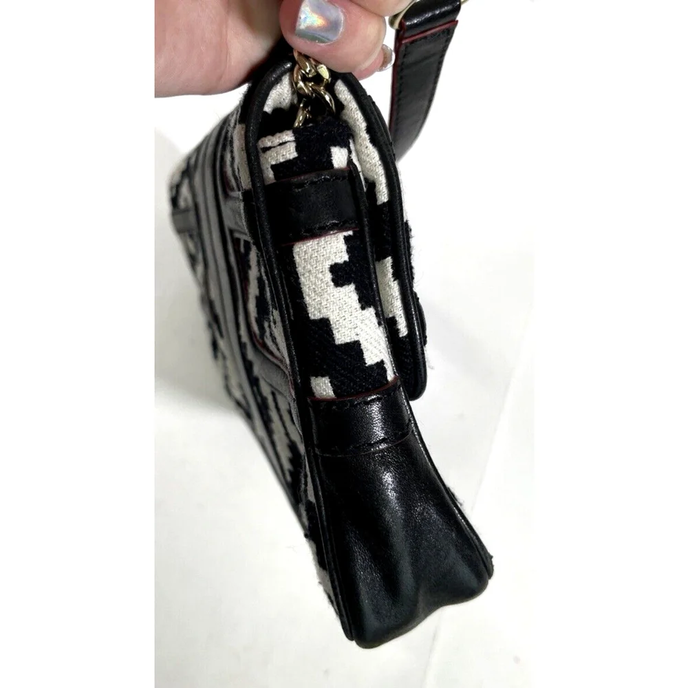 L.A.M.B Gwen‎ Stefani Black White Chain Shoulder Clutch Bag Edinburgh McGregor